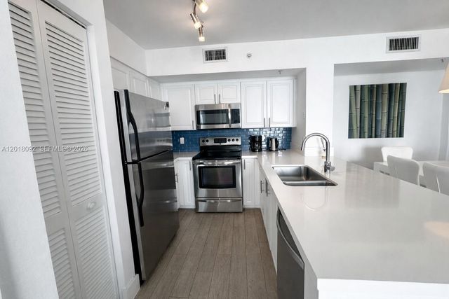 90 Alton Rd 1804, Miami Beach, FL 33139