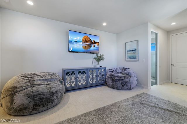 14716 Kingfisher LOOP, Naples, FL 34120