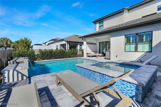 14716 Kingfisher LOOP, Naples, FL 34120