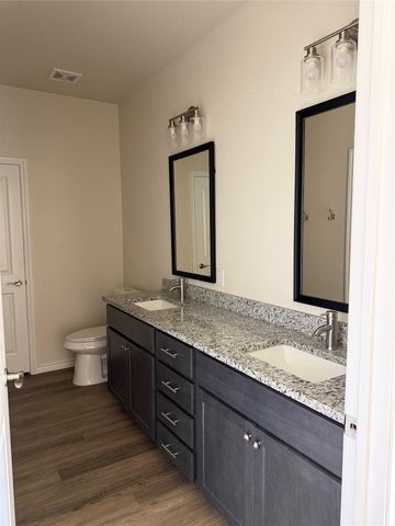 510 Whirlaway DR A, Jarrell, TX 76537