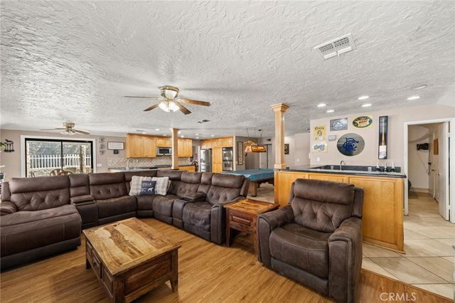 8433 Tamarind, Riverside, CA 92509