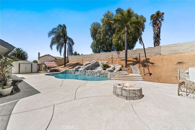 8433 Tamarind, Riverside, CA 92509