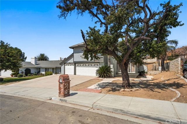 8433 Tamarind, Riverside, CA 92509