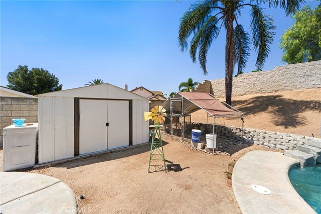 8433 Tamarind, Riverside, CA 92509