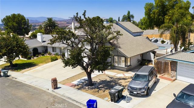8433 Tamarind, Riverside, CA 92509