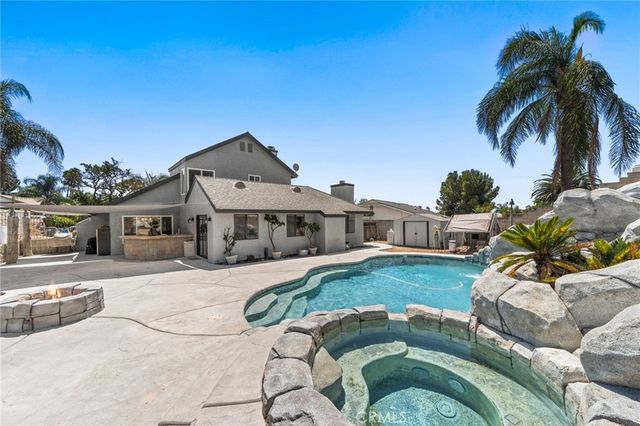 8433 Tamarind, Riverside, CA 92509