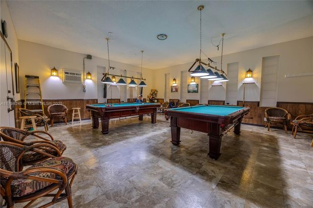 4701 NW 34th St 401, Lauderdale Lakes, FL 33319
