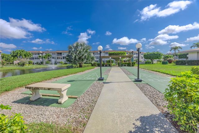 4701 NW 34th St 401, Lauderdale Lakes, FL 33319