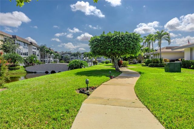 4701 NW 34th St 401, Lauderdale Lakes, FL 33319