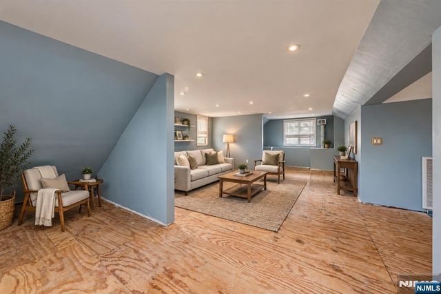 17-19 Porter Avenue, Newark, NJ 07112