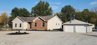 8874 W Old Fort Road, Fortville, IN 46040