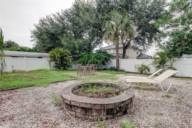 2925 W TYSON AVENUE, Tampa, FL 33611