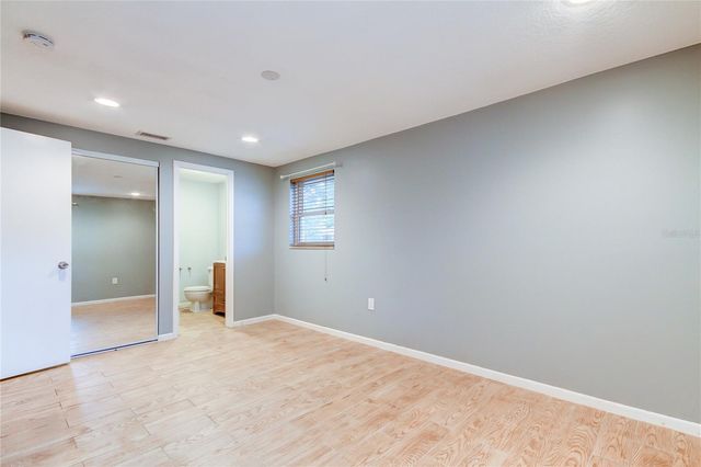 2925 W TYSON AVENUE, Tampa, FL 33611