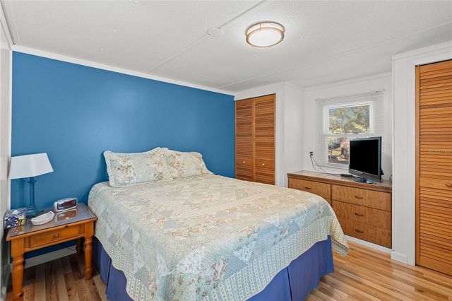 37229 SANDRA AVENUE, Zephyrhills, FL 33542