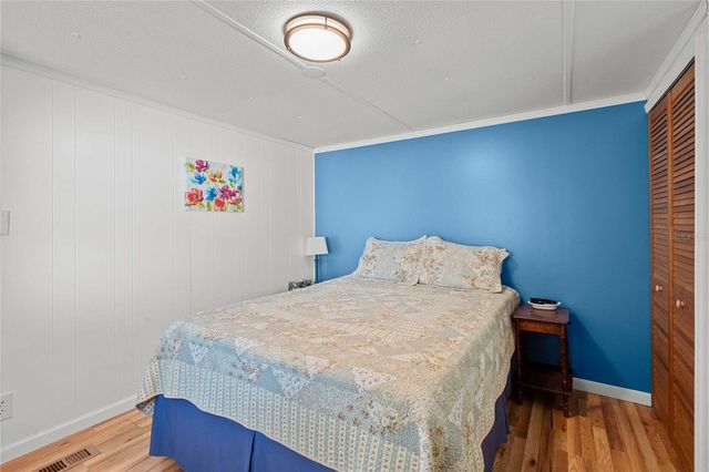 37229 SANDRA AVENUE, Zephyrhills, FL 33542