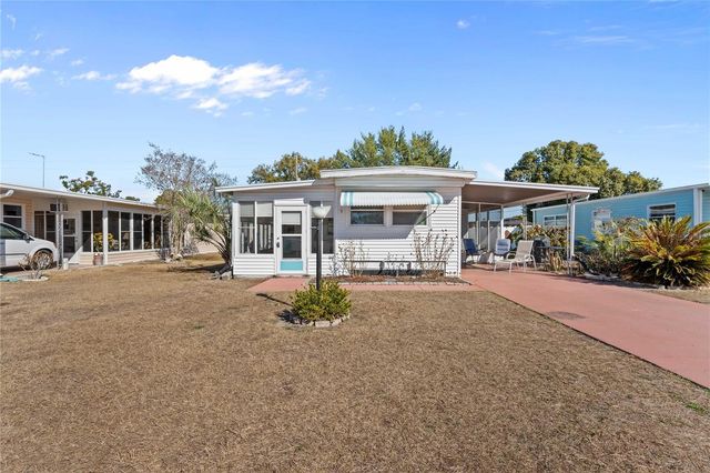 37229 SANDRA AVENUE, Zephyrhills, FL 33542