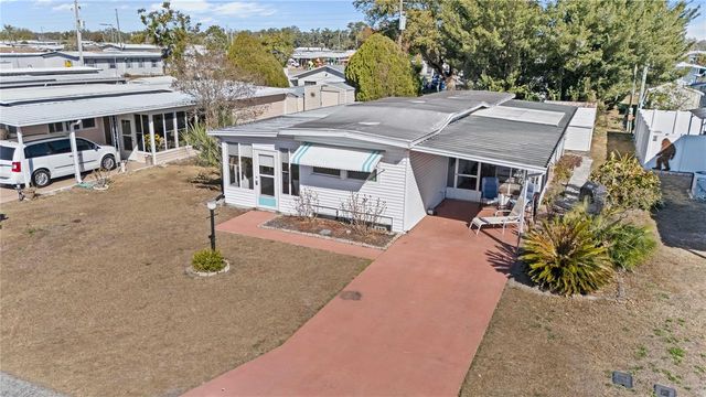 37229 SANDRA AVENUE, Zephyrhills, FL 33542