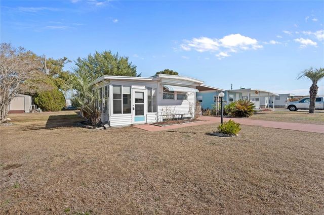 37229 SANDRA AVENUE, Zephyrhills, FL 33542