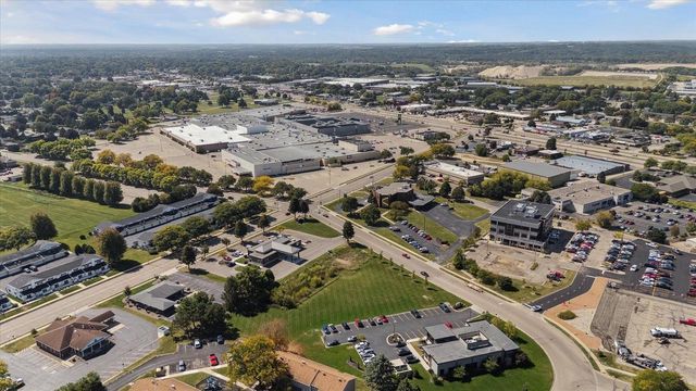 2610 Liberty Lane, Janesville, WI 53545