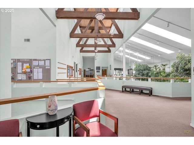 2332 Ne 158TH Ave, Portland, OR 97230