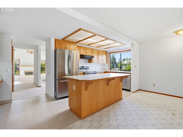 2332 Ne 158TH Ave, Portland, OR 97230