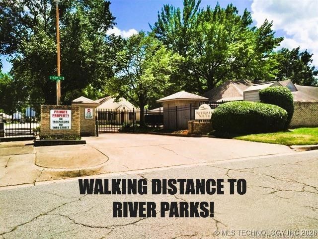 5628 S Newport Avenue 5628, Tulsa, OK 74105