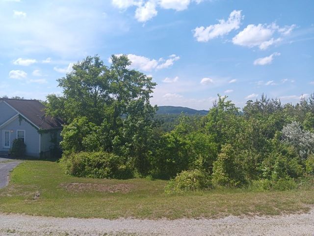 1276 Garland Road, Burnside, KY 42519