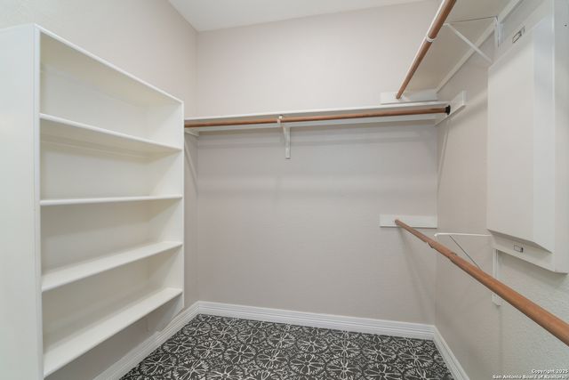 26 Fonthill, San Antonio, TX 78218