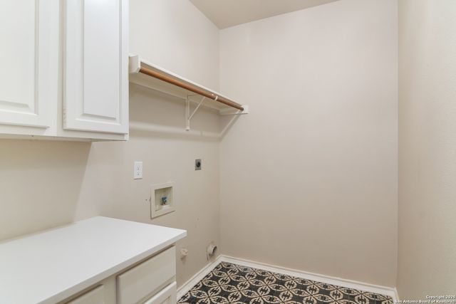 26 Fonthill, San Antonio, TX 78218