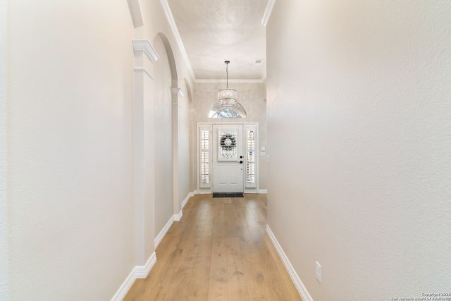 26 Fonthill, San Antonio, TX 78218