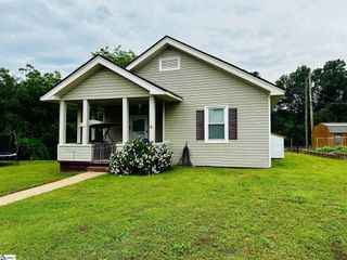 13 Lawrence Street, Lyman, SC 29365