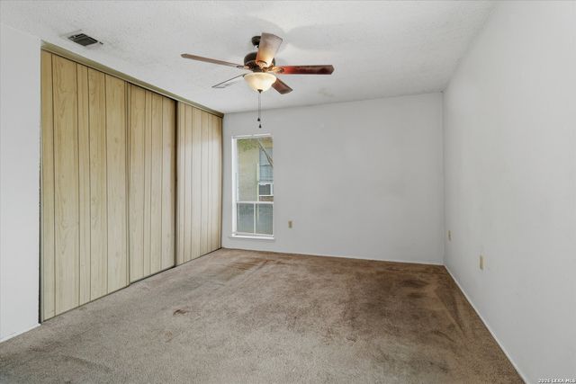 5818 Burgoyne St, San Antonio, TX 78233