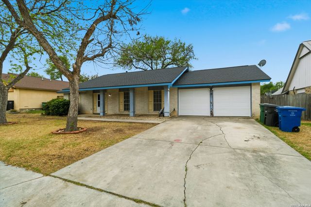 5818 Burgoyne St, San Antonio, TX 78233