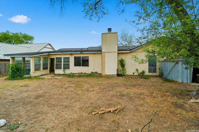 5818 Burgoyne St, San Antonio, TX 78233