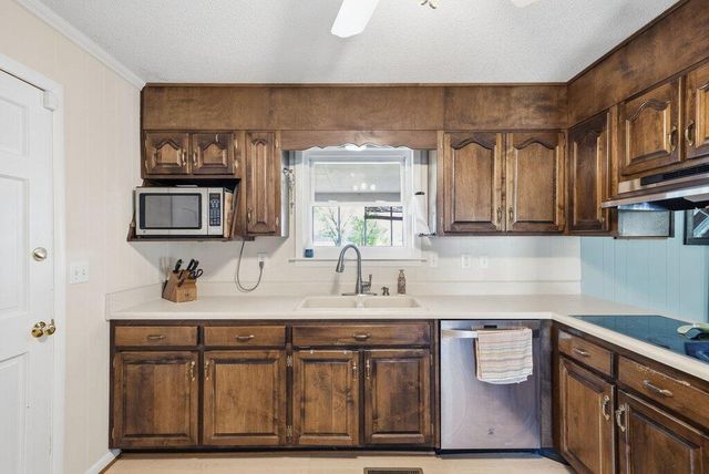 2051 Linwood Circle 19, Soddy Daisy, TN 37379