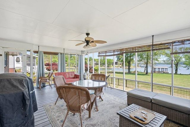 2051 Linwood Circle 19, Soddy Daisy, TN 37379