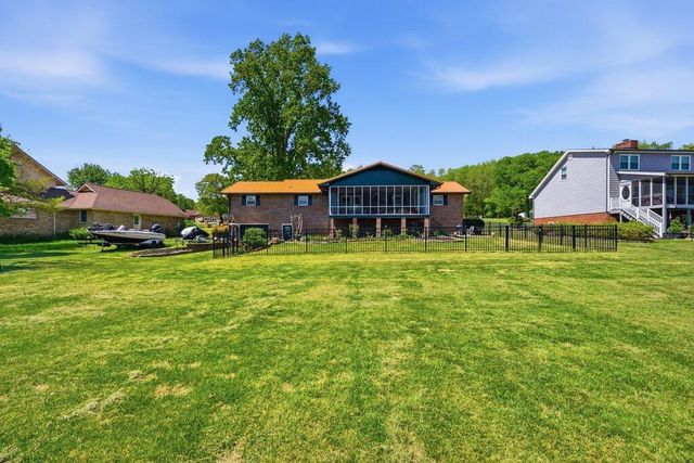 2051 Linwood Circle 19, Soddy Daisy, TN 37379