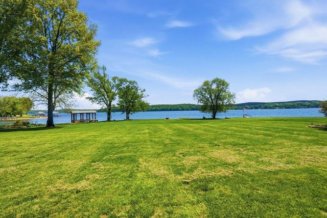 2051 Linwood Circle 19, Soddy Daisy, TN 37379