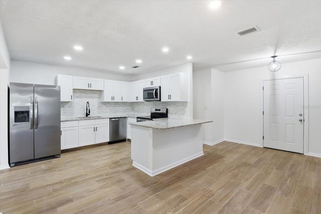 2587 W CACTI COURT, Citrus Springs, FL 34434