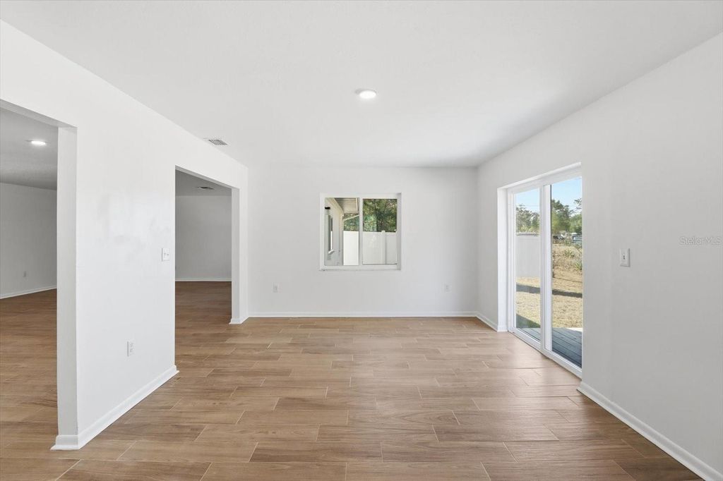 Image 14 of property listing at 2587 W CACTI COURT, Citrus Springs, FL 34434