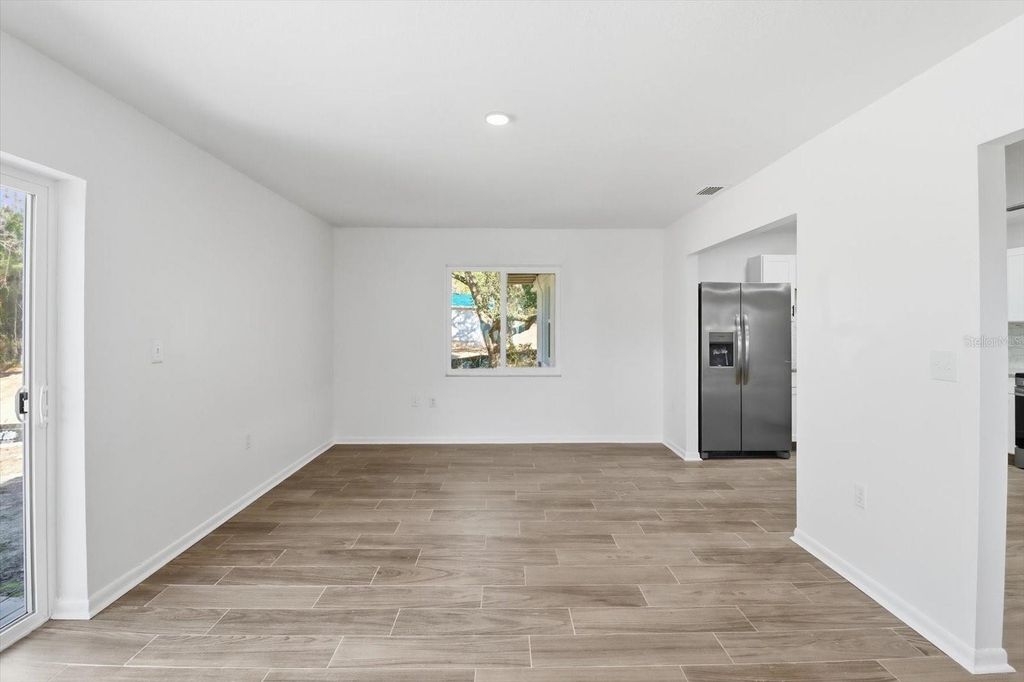 Image 15 of property listing at 2587 W CACTI COURT, Citrus Springs, FL 34434