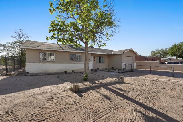 470 63rd Street NW, Albuquerque, NM 87105