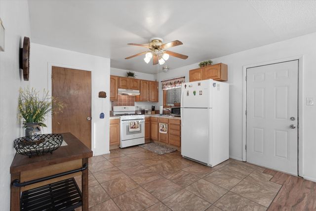 470 63rd Street NW, Albuquerque, NM 87105