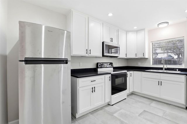 1913 BALDWIN DRIVE, Orlando, FL 32806