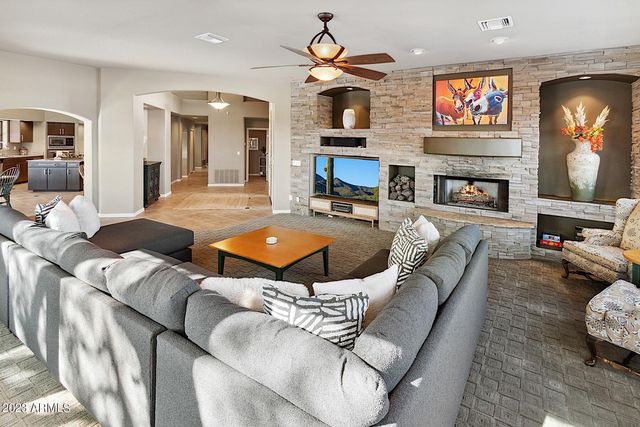 15967 E LOST HILLS Drive, Fountain Hills, AZ 85268