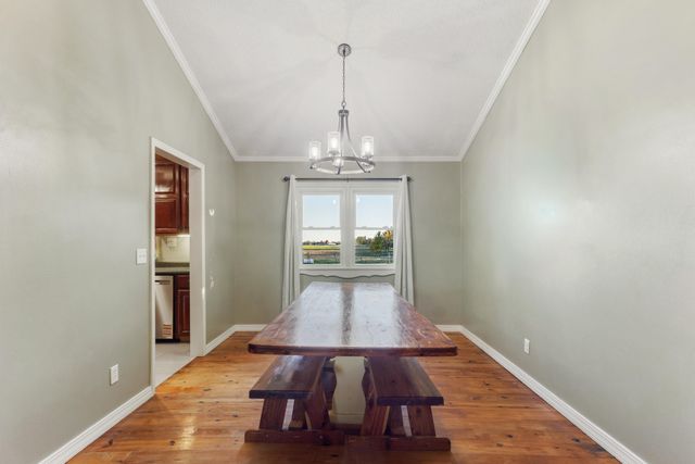 13992 Farm Road 2185, Cassville, MO 65625