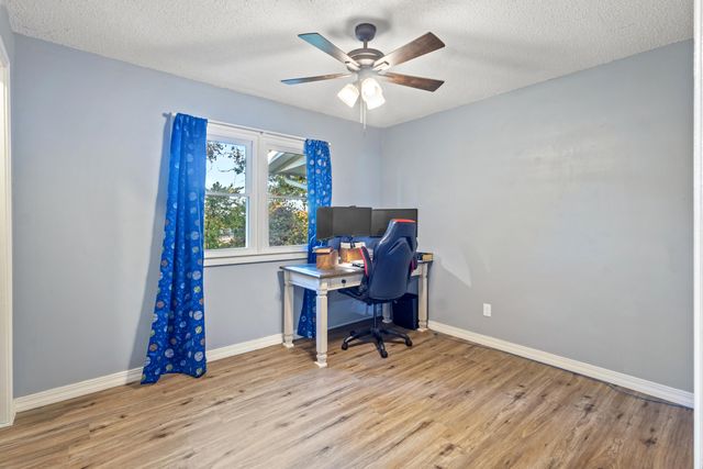 13992 Farm Road 2185, Cassville, MO 65625