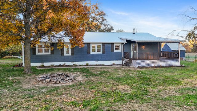 13992 Farm Road 2185, Cassville, MO 65625