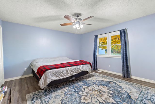 13992 Farm Road 2185, Cassville, MO 65625