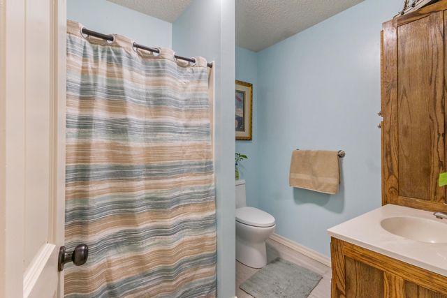 13992 Farm Road 2185, Cassville, MO 65625